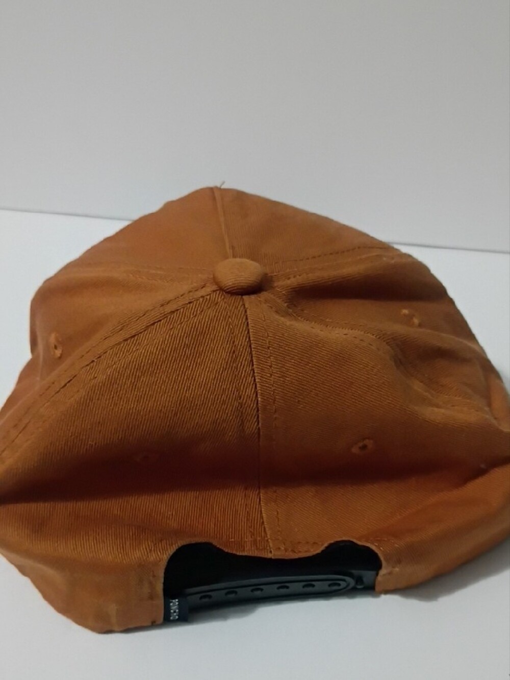 Rust Brown Cap with Gold Rope - Picture 4 of 4